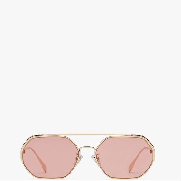 Fendi Hexagonal O’Lock sunglasses. Gold frame and Pink/Purple Lense - Picture 9 of 9